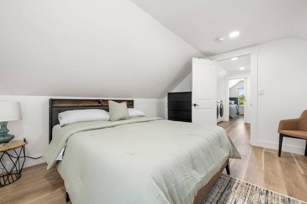 شقة 10Guests! Parking 2Nd Floor-Duplex Fair Lawn المظهر الخارجي الصورة